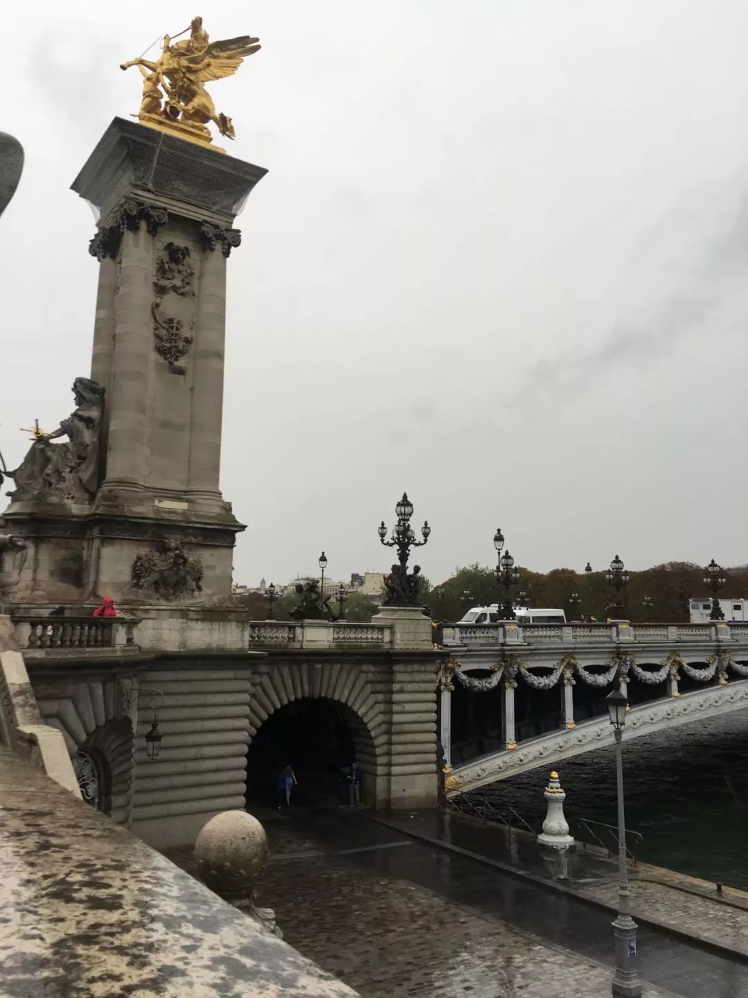 男生在巴黎被搭讪,在法国被搭讪怎么拒绝