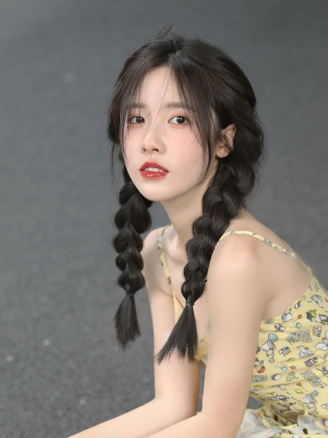 披着扎起来都好看的小个子发型,小个子发型150显高显气质广州