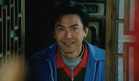 他是“最美东方男子”,曾受伤找裁缝缝8针,被挚爱拒绝孤独一生