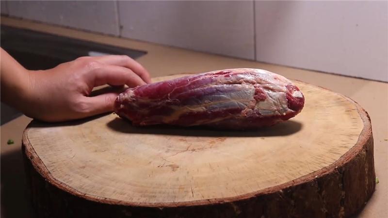 卤菜店为啥这么香,卤菜店的卤菜怎样做的