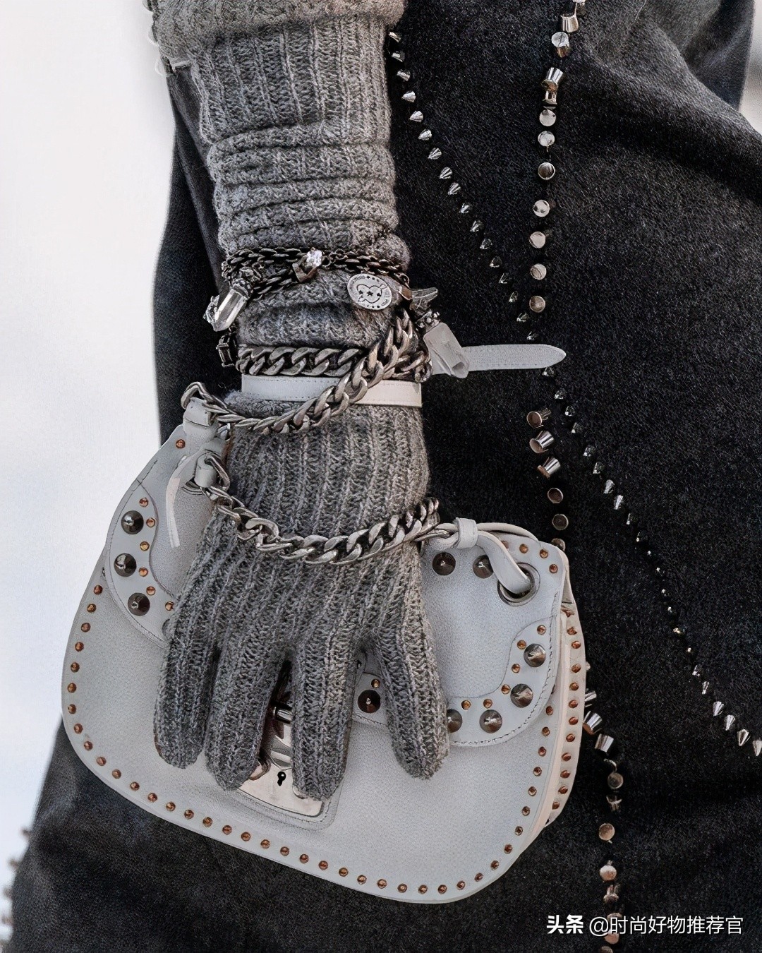 一周新包|莫斯奇诺印象涂鸦、LV古典人像、缪缪铆钉