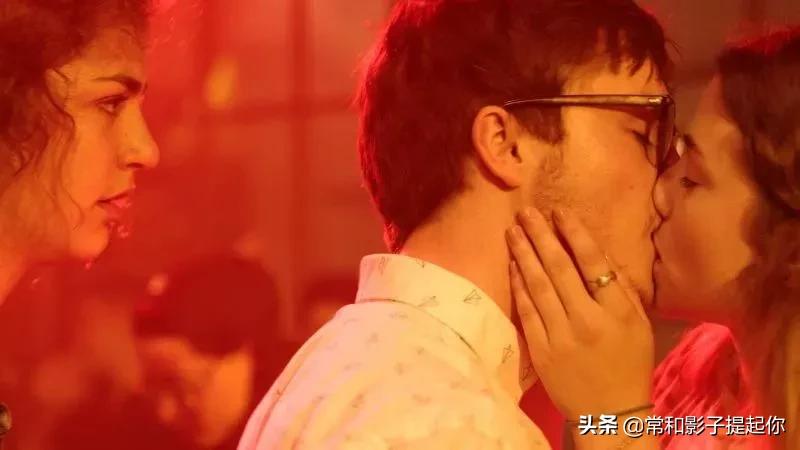 17岁少女的暗恋，青春的荷尔蒙溢出屏幕