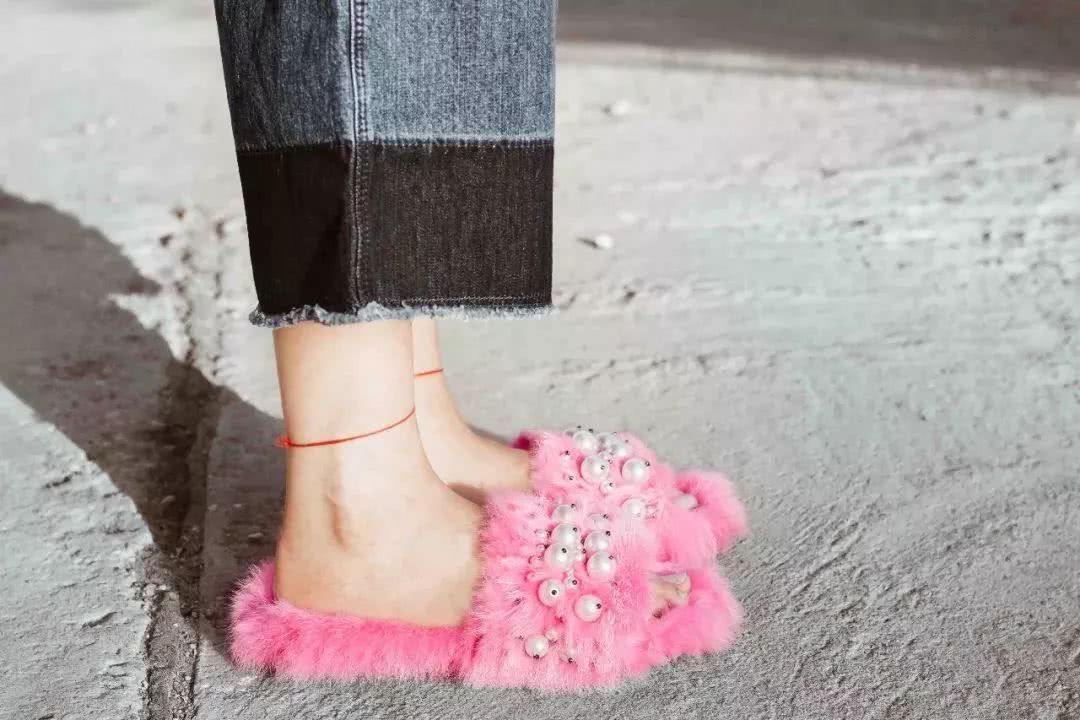 时髦夏天拖鞋,夏天穿着超级美超级好看的拖鞋