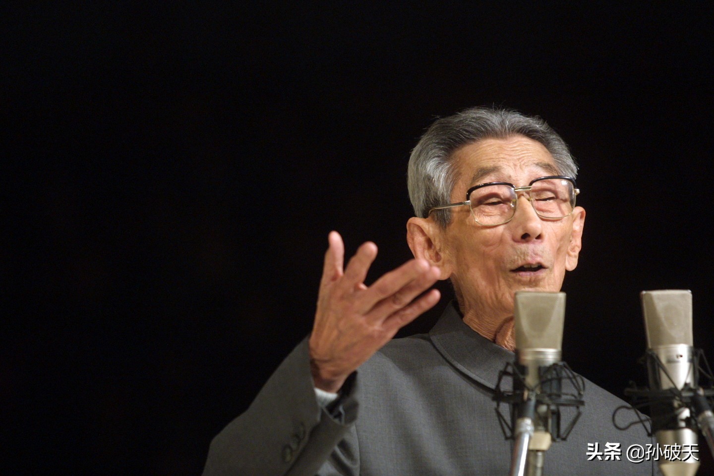 盘点郭德纲砸挂主流相声名场面,郭德纲砸挂主流相声演员