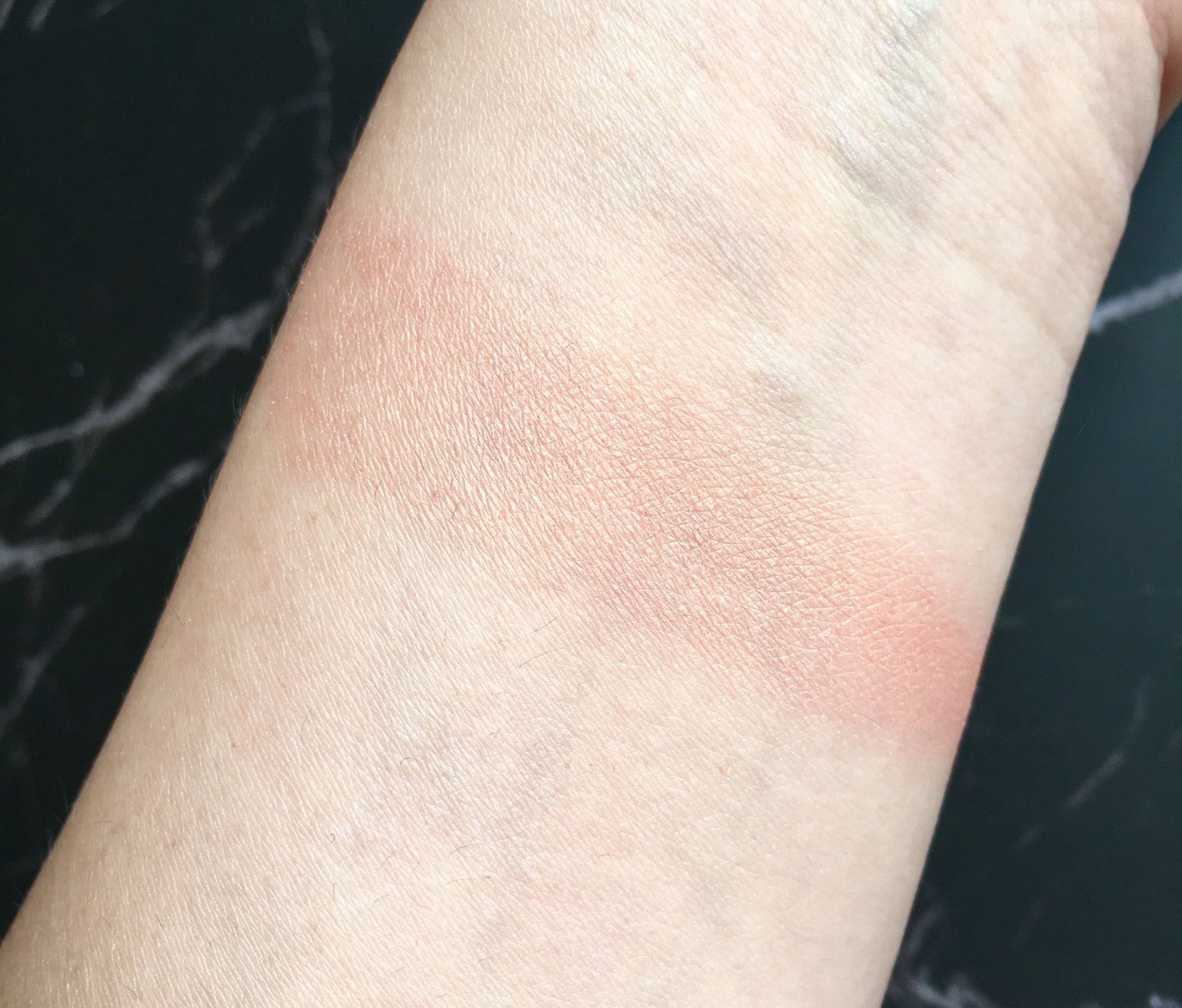 出门旅行必备化妆包,出门旅行的化妆包都带了什么