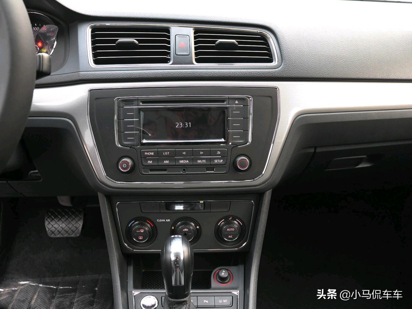 买大众朗逸和轩逸对比哪个更省心,新款大众朗逸1.5和14代轩逸