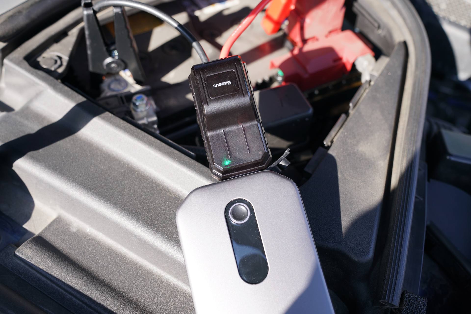 12-24伏汽车应急启动电源哪个好,汽车应急启动电源16.8v会烧马达吗