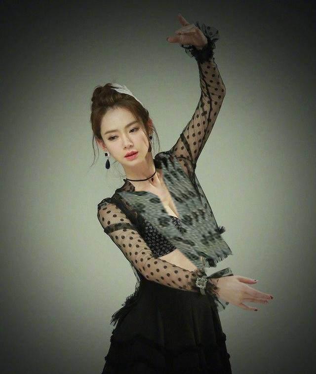 盘点娱乐圈，遇“*规则潜**”的女明星，看完，网友直呼水太深