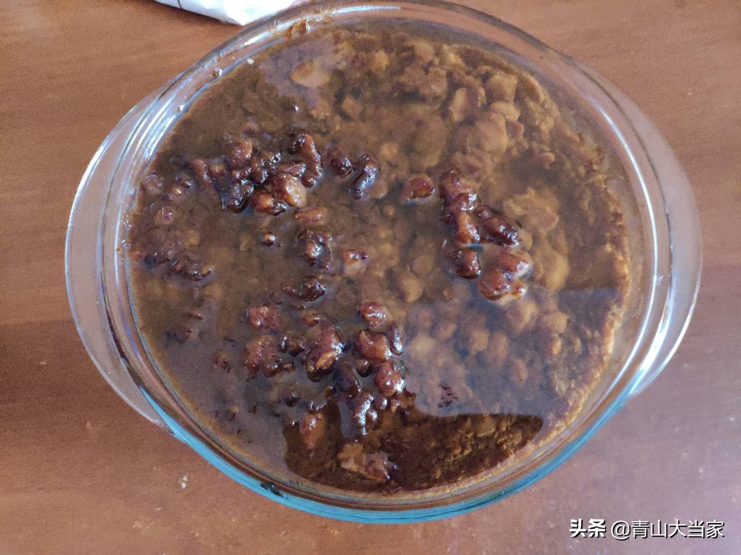 留学生做炸酱面,外国人在家做炸酱面