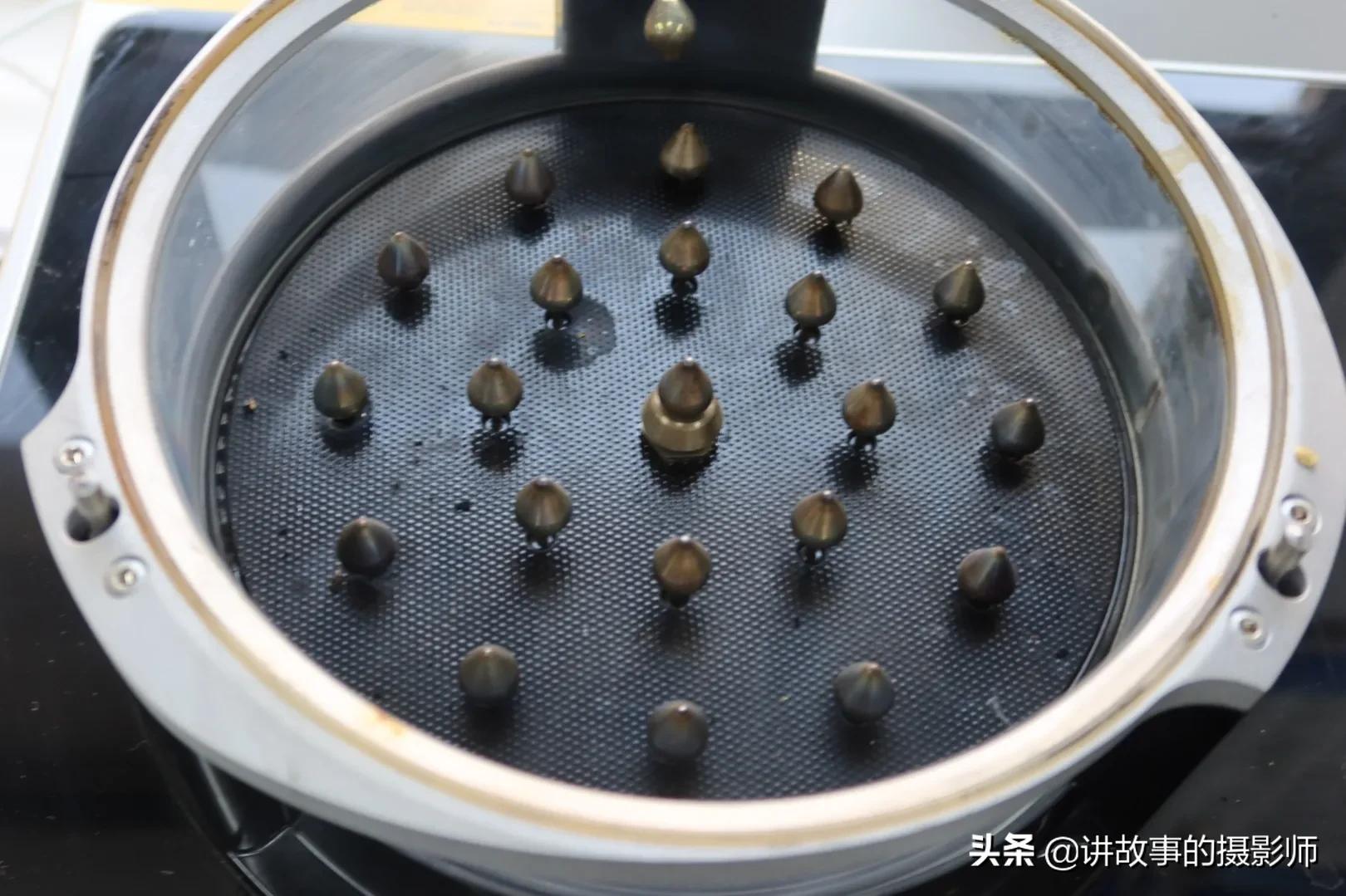 电炉明火炒菜，*裤内**点亮灯泡，魔术还是高科技？