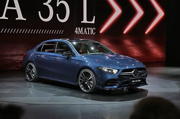奔驰a35lamg沉浸式体验,奔驰amga35l落地价小钢炮