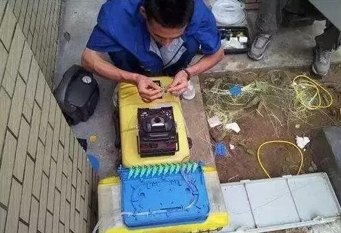 光纤入户施工价格,光纤入户穿管施工全过程