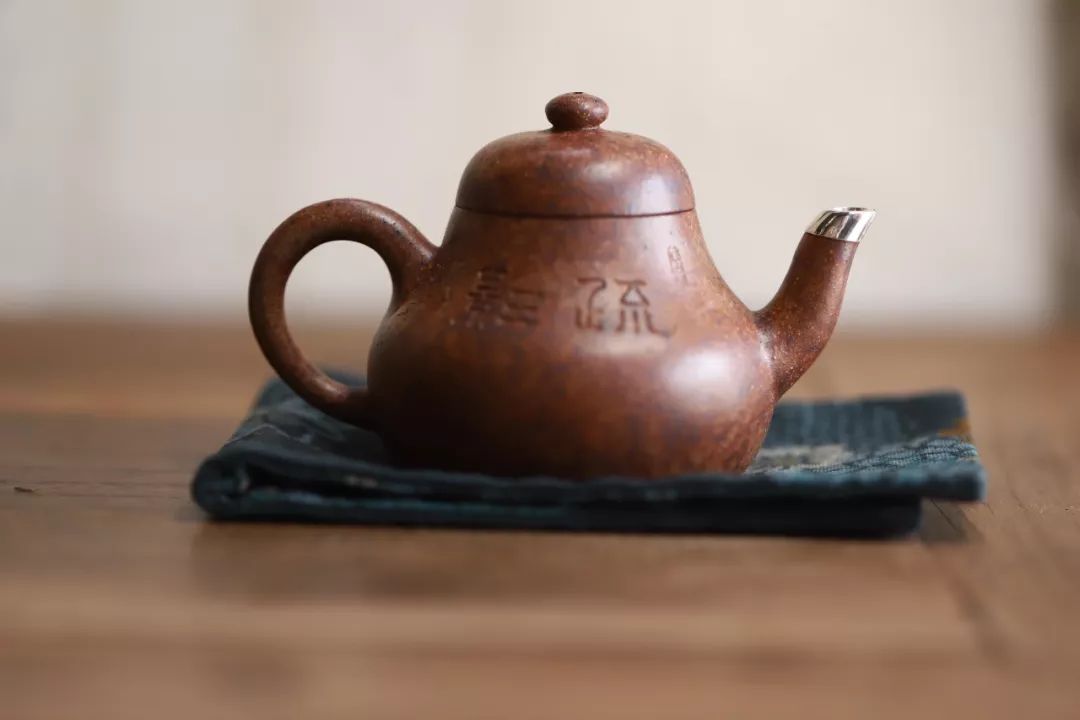 紫砂壶破损哪里修补,破损的紫砂壶是如何修补的