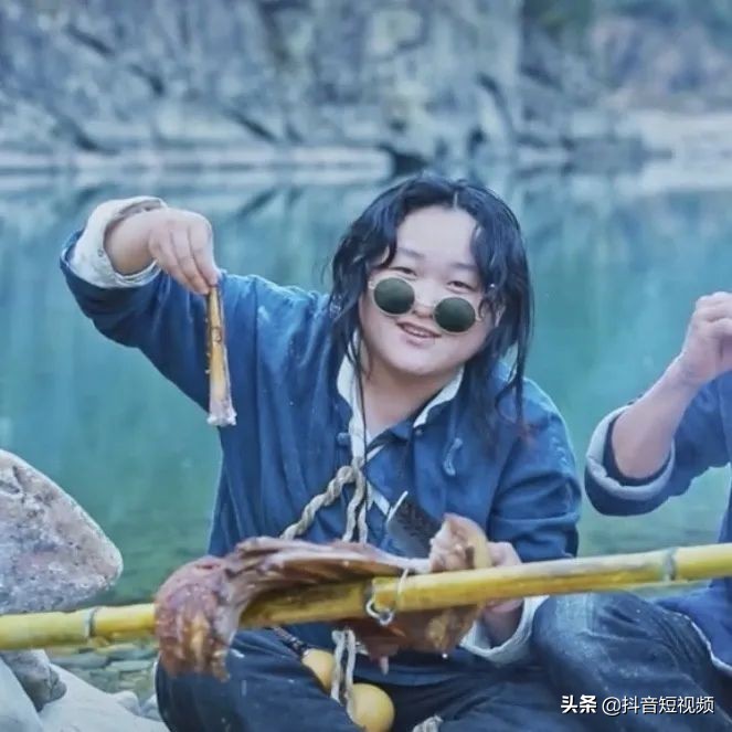 0-100岁的她们|在抖音,记录生活中的美好微光