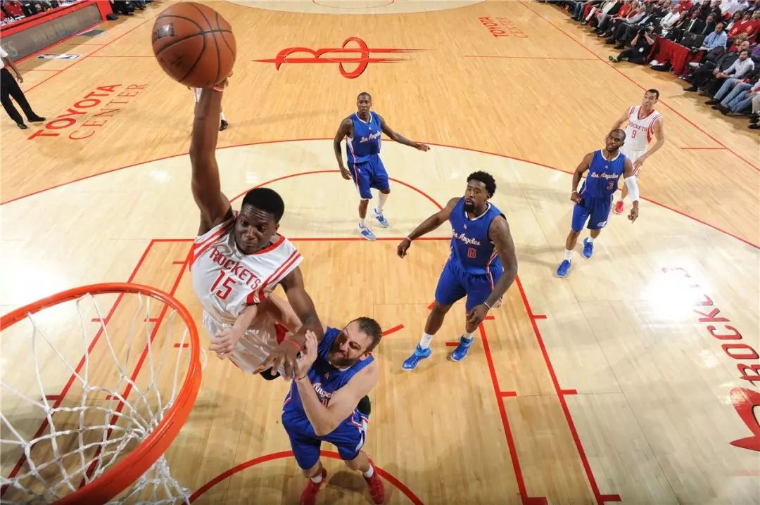 克林特卡佩拉投篮,克林特卡佩拉去哪里了