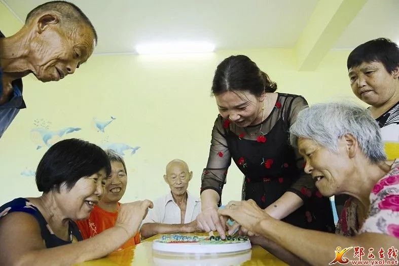 「十堰」谁说女子不如男!郧西凝聚“巾帼”力量助力脱贫攻坚