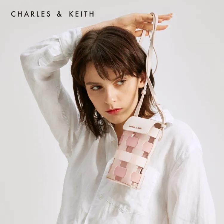 女生都应该有一款小ck,适合男生的小ck