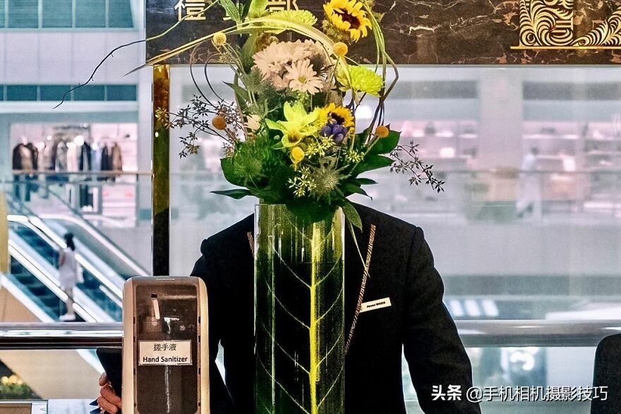 他被称为香港街拍之王：每一张照片都难以复制，诀窍在哪？