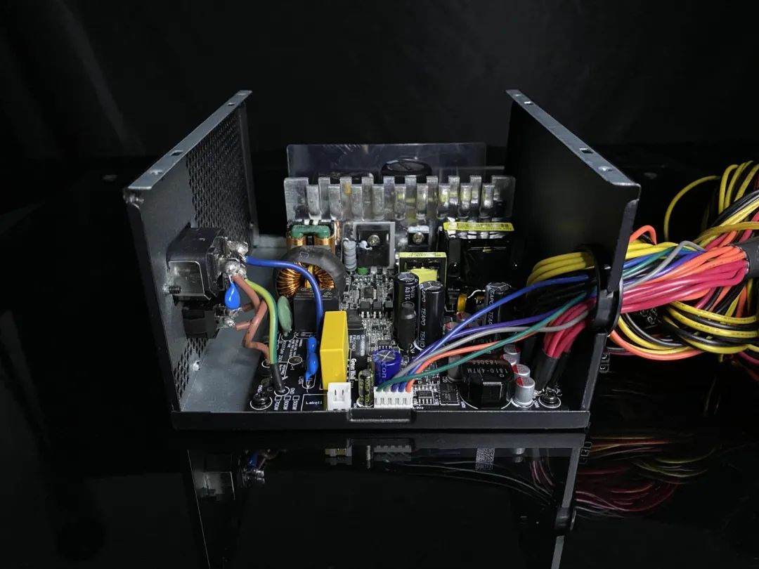 500w电源全新,500w电源长城