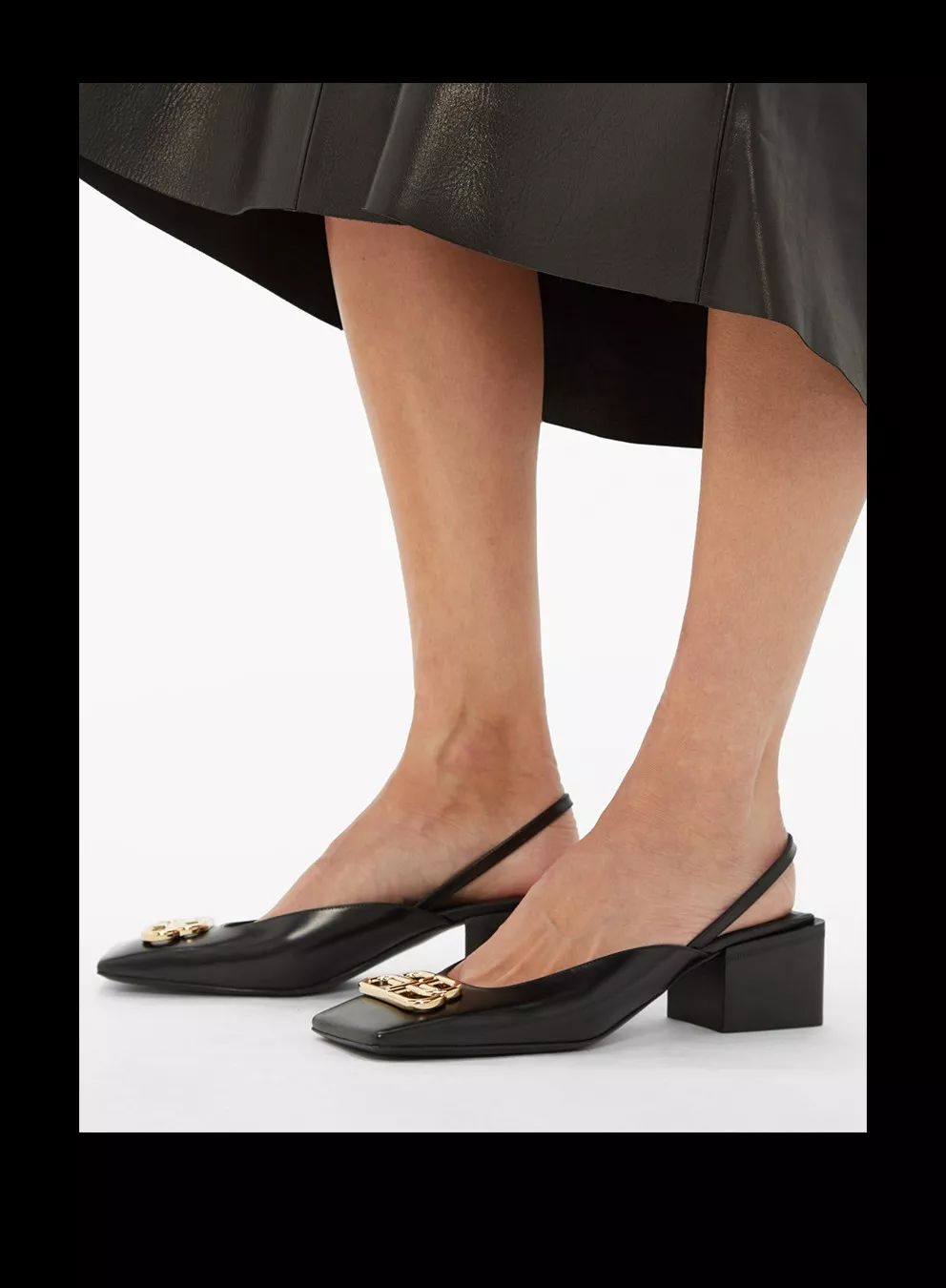 秋冬千万别买这双鞋太时髦了 (秋冬千万别穿这5双鞋太时髦了)