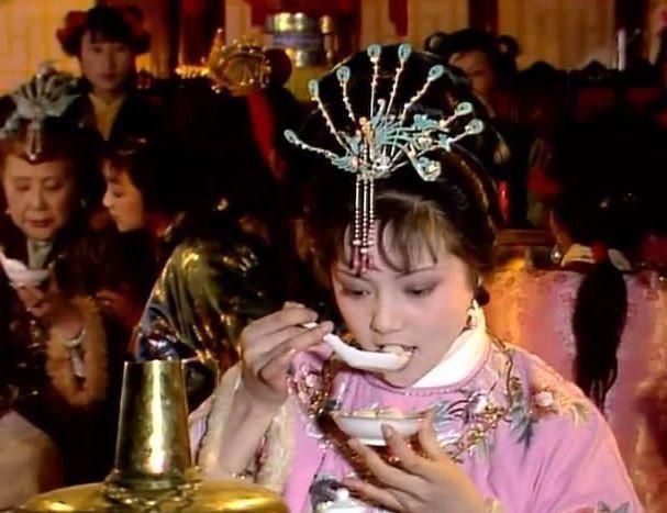 红楼梦喜欢情节及理由,红楼梦喜欢的原因和读书感受