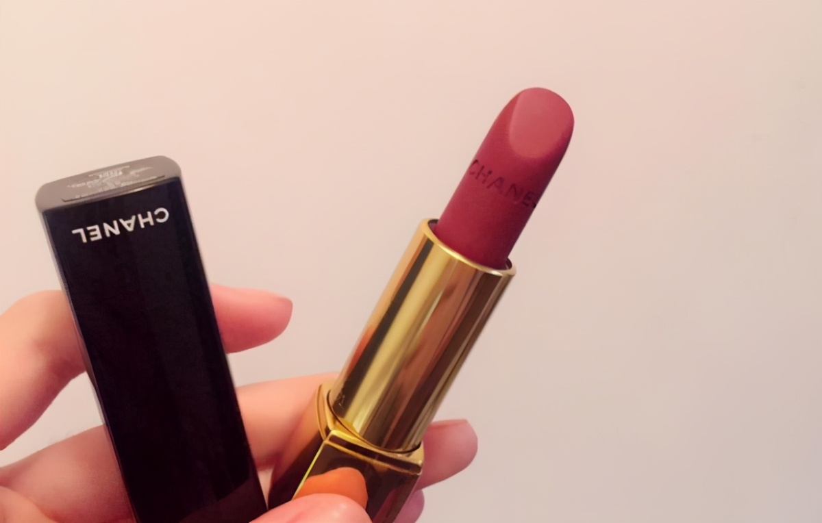 保湿滋润度最好的大牌口红排行,大牌口红哪款最滋润最好用