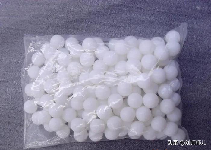 鉴别珍珠和仿珍珠的两种简易方法,天然珍珠和仿制珍珠的区别