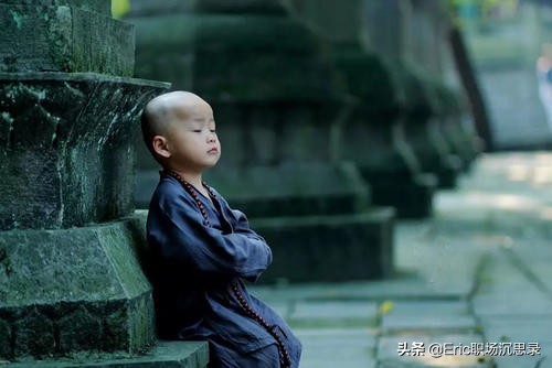 孩子被孤立不懂交际怎么教育他,当你的小孩长大不听话时如何教育