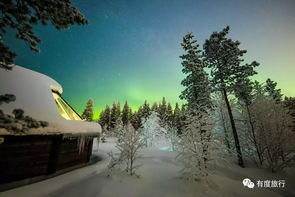 芬兰极光玻璃屋高清大图,芬兰玻璃屋极光横屏