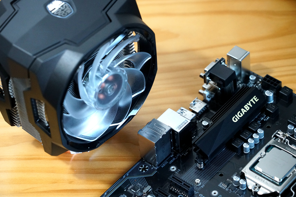 diy水冷高端机箱,电脑装机diy机箱推荐哪款