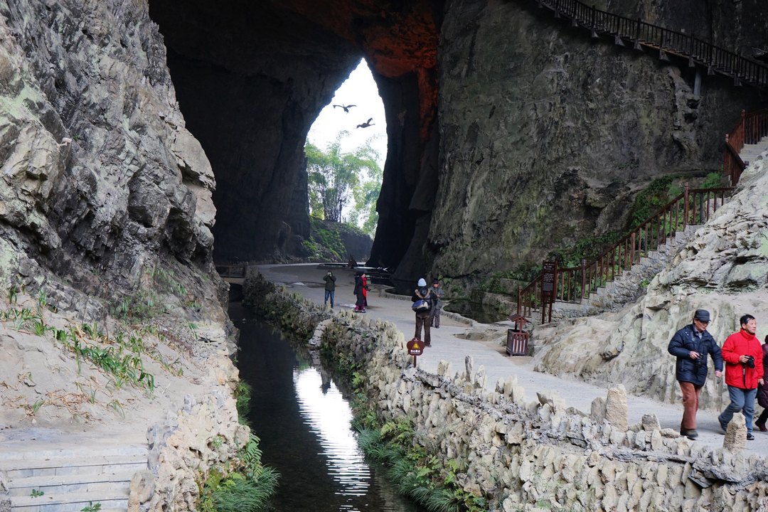 论语为人一毫之恶,论语人而无信后面一句是什么