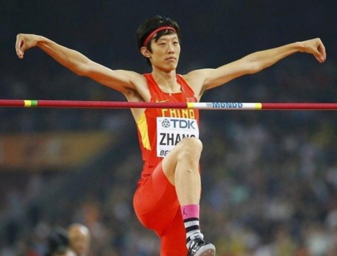 张国伟两年后复出首场比赛夺冠,张国伟受伤来吧冠军