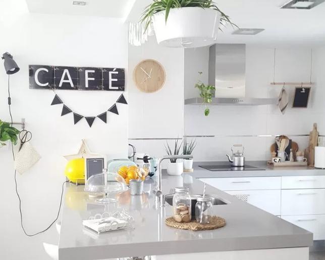 厨房烟道油烟味道,厨房有油烟味止逆阀没问题