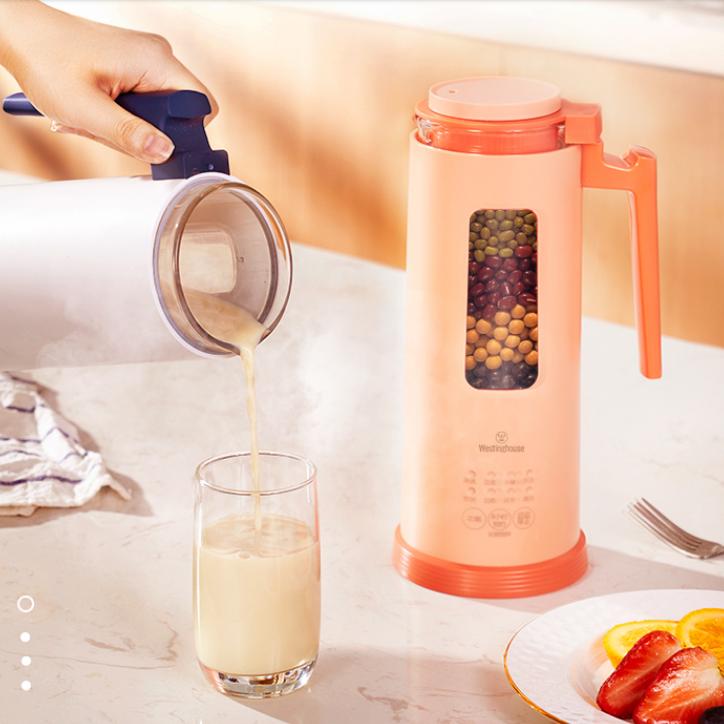 会生活的人，家里都会有这样一个多功能的豆浆果汁搅拌机