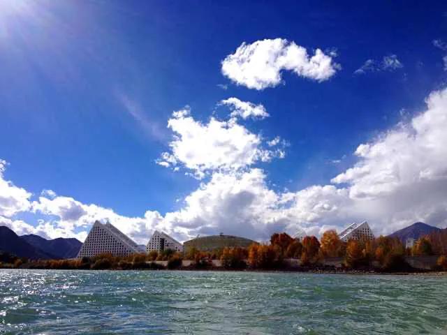 永远的西藏歌曲,冬日的拉萨河