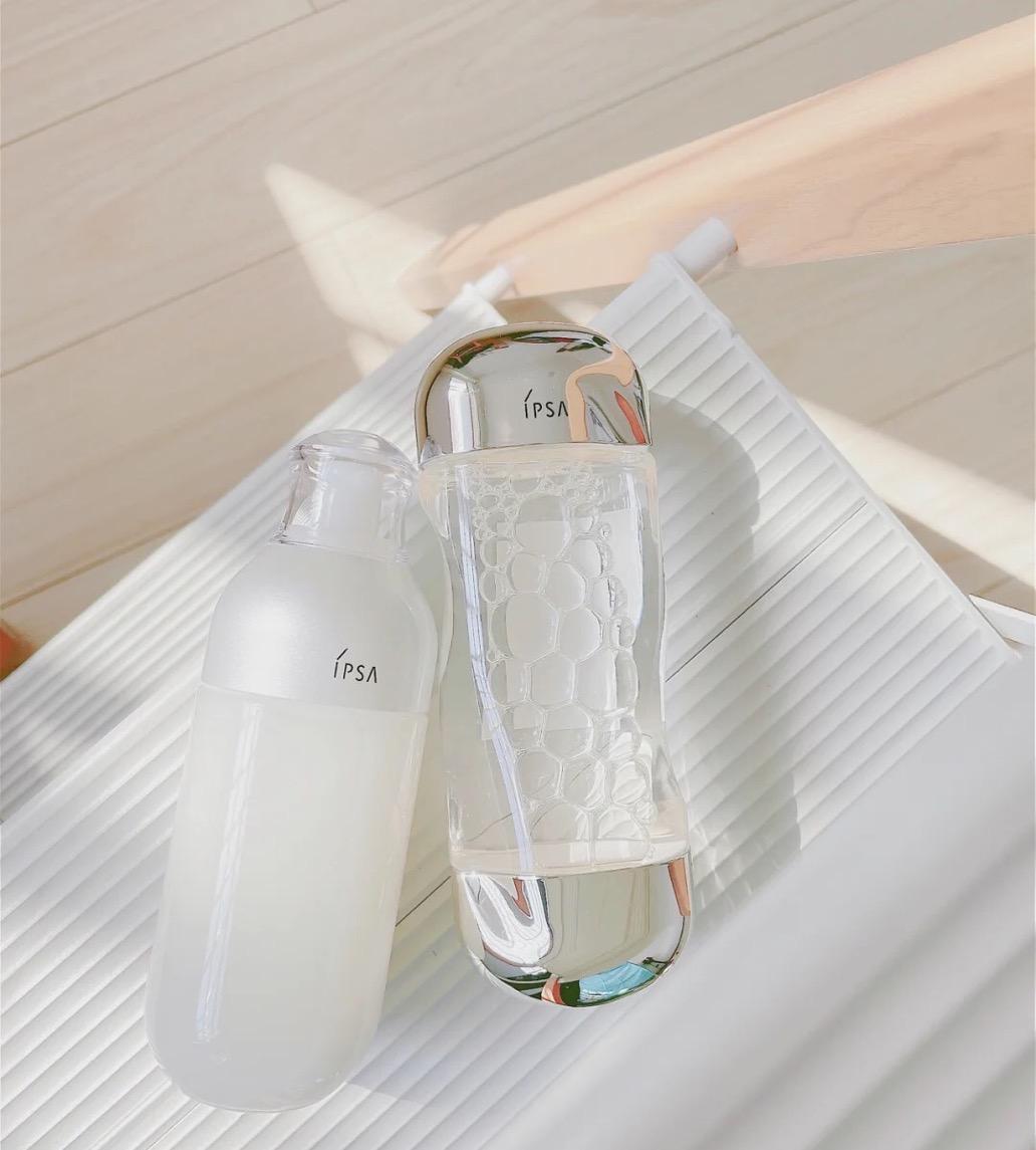 十几块钱的水乳靠谱吗,花几千块钱买护肤品值不值得