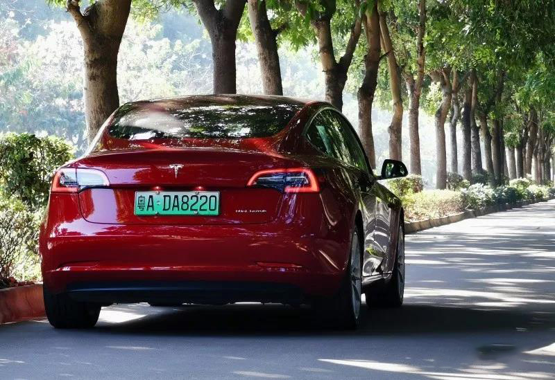 特斯拉到底值不值得买,特斯拉到底安全吗