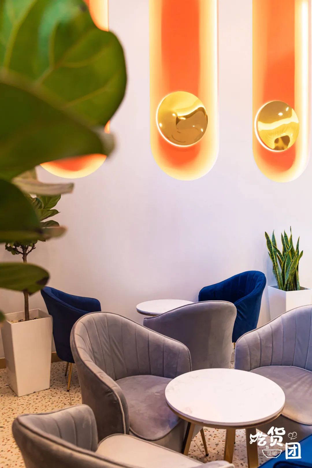 奶茶“魔鬼”在欣都龙城开新店了，喝完快乐100倍