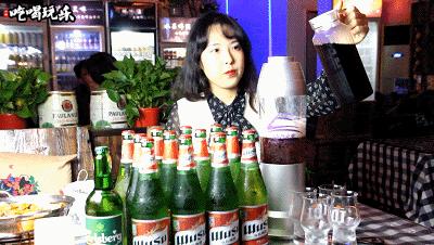 这家深藏在柳州磨滩路的扣子酒吧,扣子酒实在太好喝了