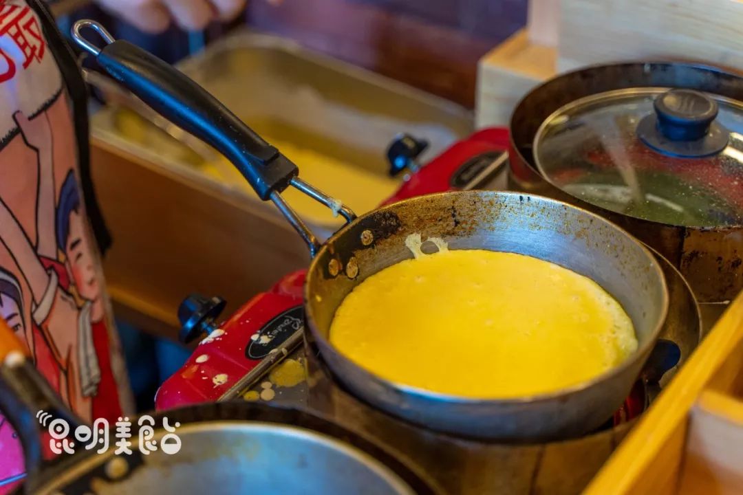 昆明日均卖500碗的米线店有哪些,昆明卖米线难吗