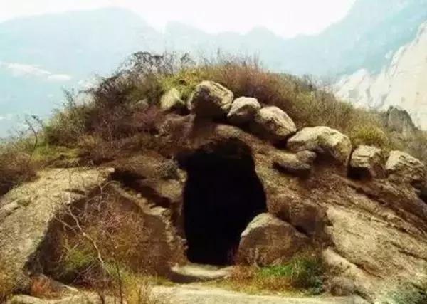 一起来探索神秘事件,华山十大未解之谜