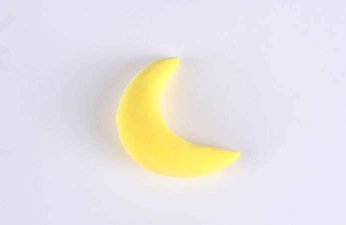 超轻粘土月兔简单做法,用粘土自制可爱的月亮小挂件