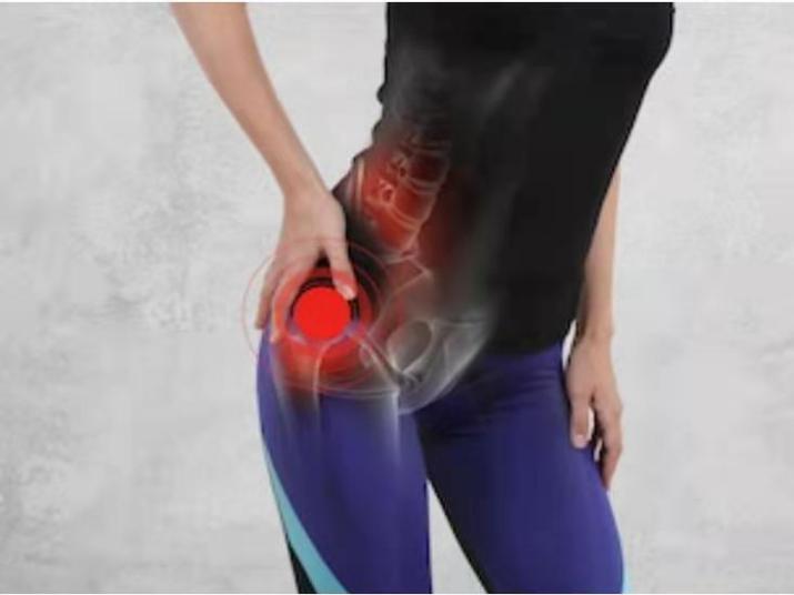 弯腰听到髋骨头咯噔一声,盆骨与腰骨连接处咯咯响什么问题