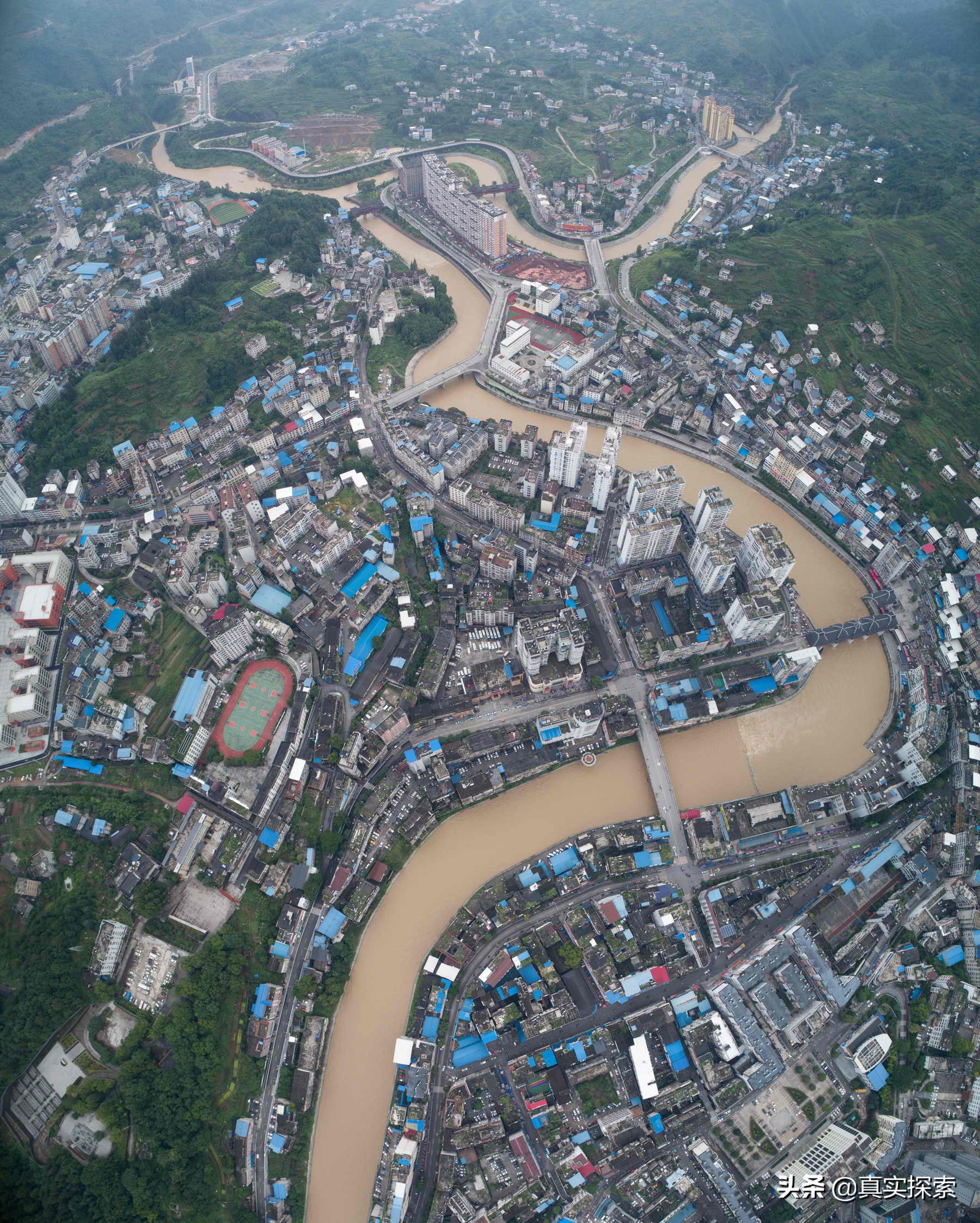 湖北鹤峰洞穴探险,湖北鹤峰秘境