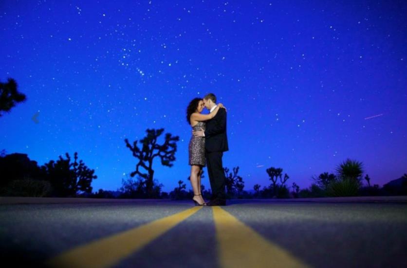 想要征服一个女人,可以用“黑暗效应”,很有用