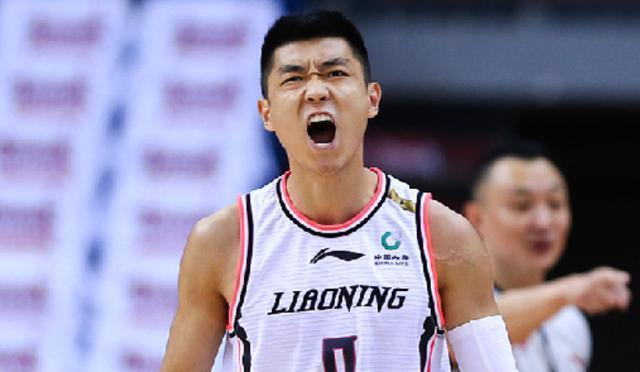 高诗岩祝福胡明轩获得fmvp,高诗岩打完比赛找胡明轩