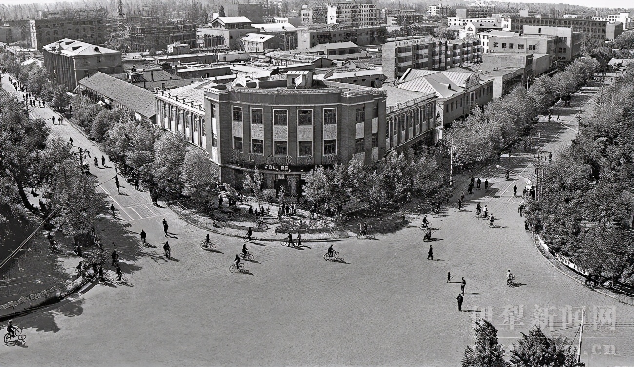 新老照片里的伊宁巨变图片,老照片伊宁市