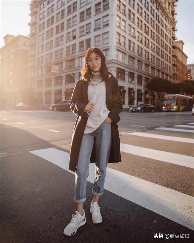 冬天穿大衣搭什么鞋好看,适合冬天搭大衣的单鞋