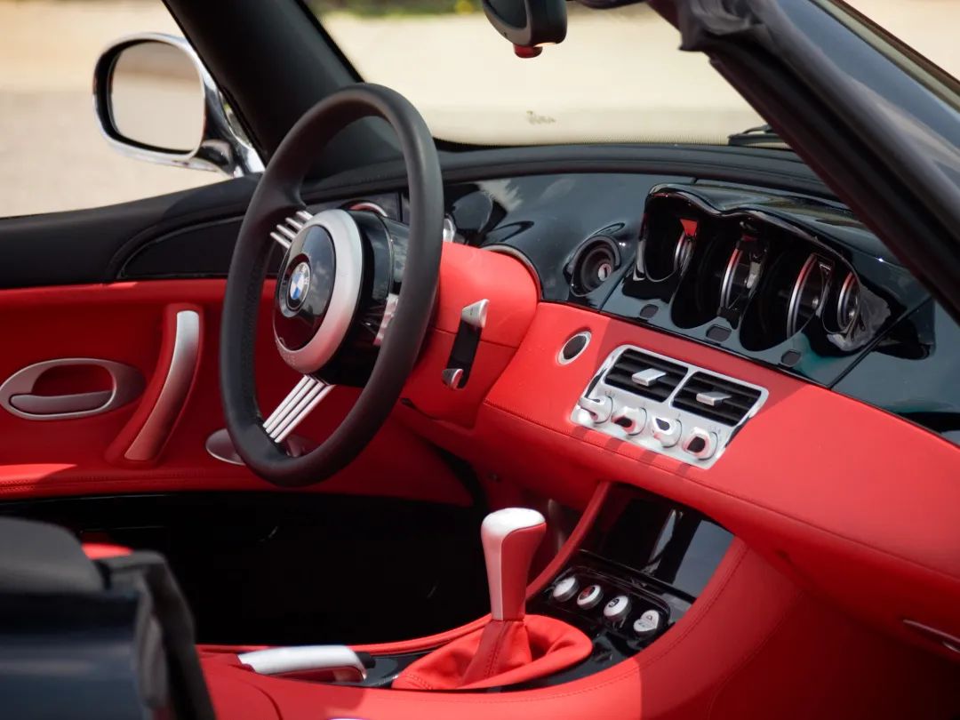 宝马z82020款,宝马z8哪一年的