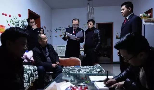 假如你被抓到了警察局会发生什么,如果你被起诉了你会怎么样